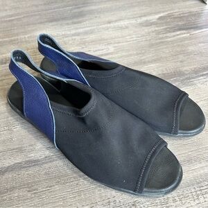Arche Dajac Black Navy Leather Sandal